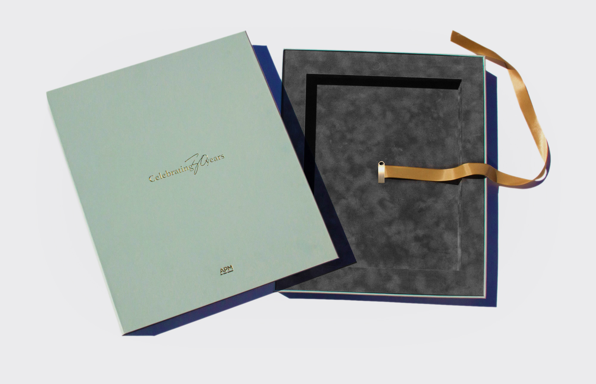 Design&pack Awards Pb Deboss Cover Inner Open 001